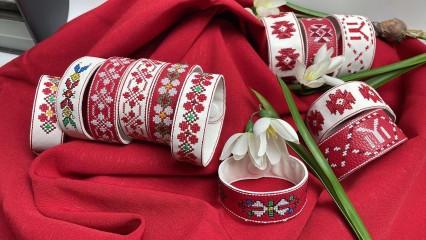 Мартеници за ръка